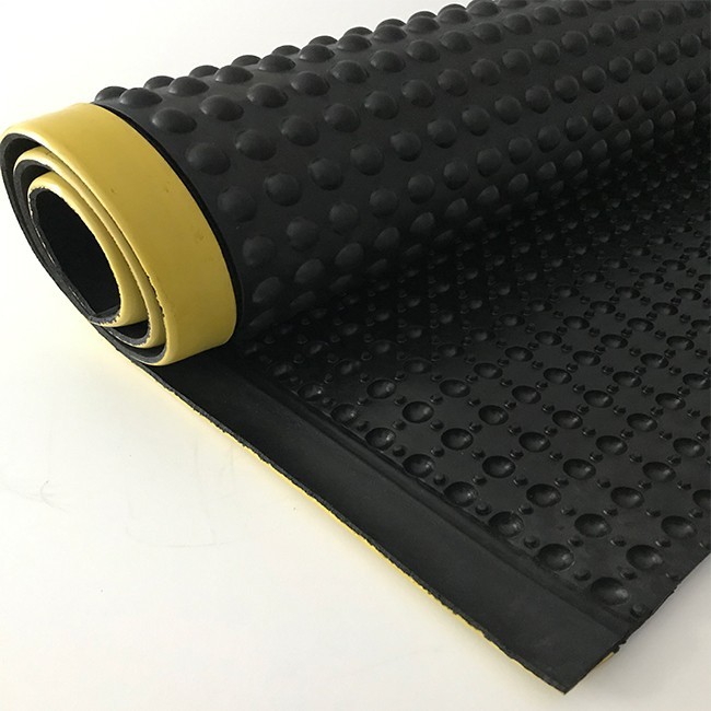 rubber anti-fatigue workplace mat bubbles yellow sloping edges